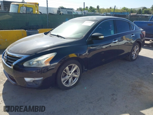 2013 Nissan Altima SV with VIN 1N4AL3APXDN468504, listed as a IAAI auction lot 42070943 with 189,106 mi miles and . Bid and sale history available at carsss.com. Image 2.