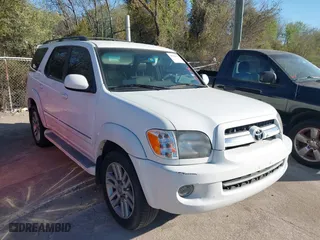 2006 Toyota Sequoia SR5 with VIN 5TDZT34AX6S283130, listed as a IAAI auction lot 41839079 with 207,638 mi miles. Bid and sale history available at carsss.com. Image 1.