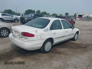 1997 Ford Contour с VIN 3FALP653XVM101281, выставлен на аукционе IAAI как лот 42496912 с пробегом 81 888 миль миль и . История ставок и продаж доступна на DreamBid. Изображение 4.