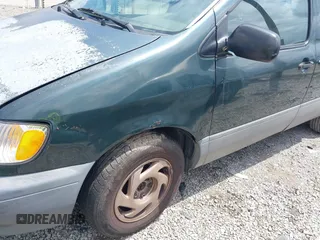 2002 Toyota Sienna CE z VIN 4T3ZF19C72U437680, wystawiony jako IAAI lot #42116161 z przebiegiem 229 779 mil mil oraz . Historia ofert i sprzedaży dostępna na DreamBid. Obrazek 6.