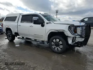 2024 GMC Sierra 2500HD Denali z VIN 1GT49RE74RF395604, wystawiony jako Copart lot #41529455 z przebiegiem 16 545 mil mil oraz Szkoda całkowita • Salvage title. Historia ofert i sprzedaży dostępna na DreamBid. Obrazek 4.
