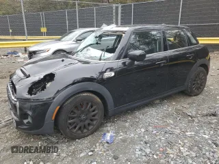 2020 MINI Hardtop 4 Door Cooper S with VIN WMWXU9C02L2M78610, listed as a Copart auction lot 43740965 with 27,686 mi miles and Salvage Title. Bid and sale history available at DreamBid. Image 1.