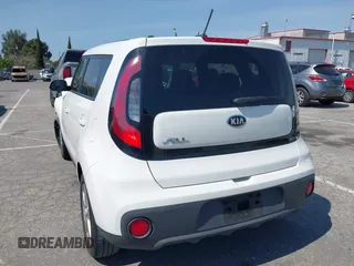 2018 Kia Soul with VIN KNDJN2A25J7539966, listed as a IAAI auction lot 41844263 with 126,286 mi miles. Bid and sale history available at carsss.com. Image 3.
