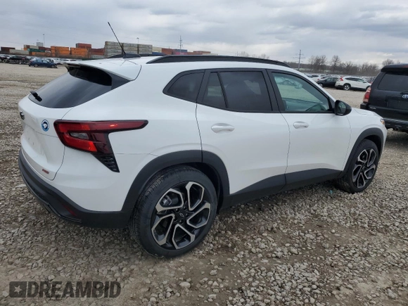 2024 Chevrolet Trax 2RS with VIN KL77LJE23RC158802, listed as a Copart auction lot 50346865 with 11,605 mi miles and Salvage Title. Bid and sale history available at DreamBid. Image 3.