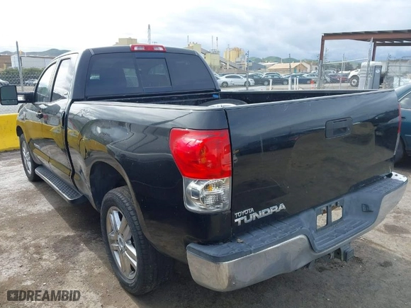 2007 Toyota Tundra SR5 with VIN 5TBRV541X7S450201, listed as a IAAI auction lot 41467261 with 261,614 mi miles. Bid and sale history available at carsss.com. Image 3.