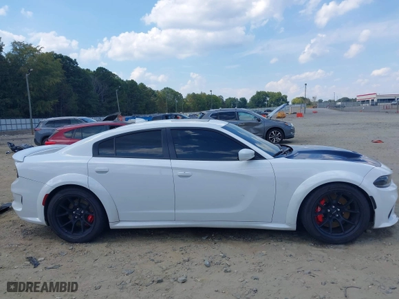 2021 Dodge Charger SRT Hellcat Widebody with VIN 2C3CDXL97MH555067, listed as a IAAI auction lot 40405630 with 19,818 mi miles. Bid and sale history available at carsss.com. Image 14.