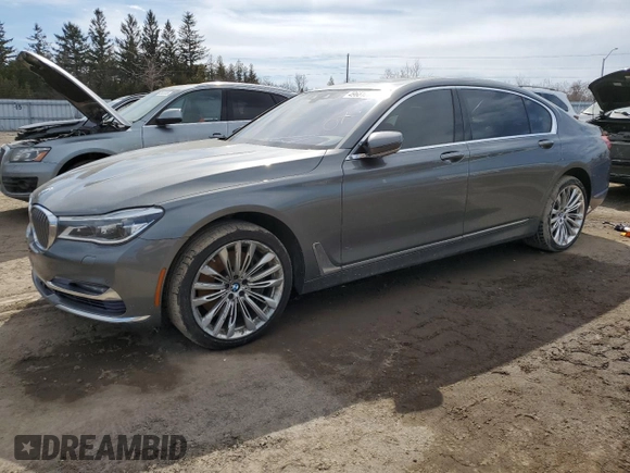 2016 BMW 7 Series 750i xDrive z VIN WBA7F2C56GG415175, wystawiony jako Copart lot #49681075 z przebiegiem Nie podano mil oraz Czysty tytuł • Clean title. Historia ofert i sprzedaży dostępna na DreamBid. Obrazek 1.