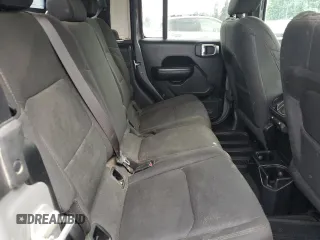 2020 Jeep Gladiator Sport S с VIN 1C6HJTAG8LL134231, выставлен на аукционе Copart как лот 62577925 с пробегом 176 107 миль миль и Чистый • Clean title. История ставок и продаж доступна на DreamBid. Изображение 10.