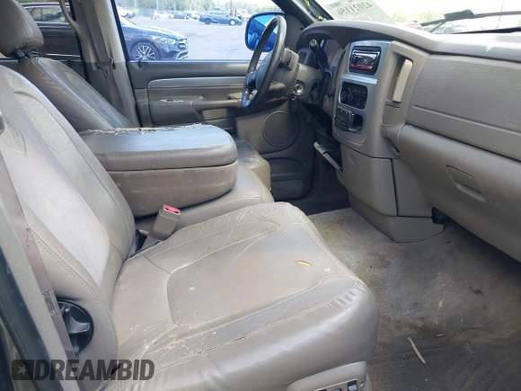 2005 Dodge 1500 SLT with VIN 1D7HU18D85J559064, listed as a IAAI auction lot 42021156 with 265,666 mi miles. Bid and sale history available at carsss.com. Image 5.