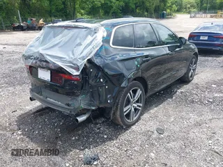 2021 Volvo XC60 Momentum with VIN YV4102DK4M1818887, listed as a IAAI auction lot 42246132 with 58,418 mi miles and . Bid and sale history available at DreamBid. Image 4.
