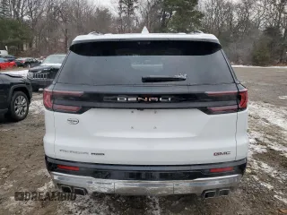 2025 GMC Acadia AWD Denali z VIN 1GKENRRS5SJ112956, wystawiony jako Copart lot #88311685 z przebiegiem 941 mil mil oraz Szkoda całkowita • Salvage title. Historia ofert i sprzedaży dostępna na DreamBid. Obrazek 6.
