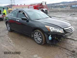 2011 Honda Accord EX z VIN 1HGCP3F79BA022205, wystawiony jako IAAI lot #41662514 z przebiegiem 124 052 mil mil oraz . Historia ofert i sprzedaży dostępna na DreamBid. Obrazek 1.