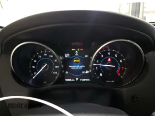 2018 Jaguar F-Pace 25t Prestige z VIN SADCK2FX3JA266443, wystawiony jako Copart lot #88802895 z przebiegiem 106 928 mil mil oraz Szkoda całkowita • Salvage title. Historia ofert i sprzedaży dostępna na DreamBid. Obrazek 9.