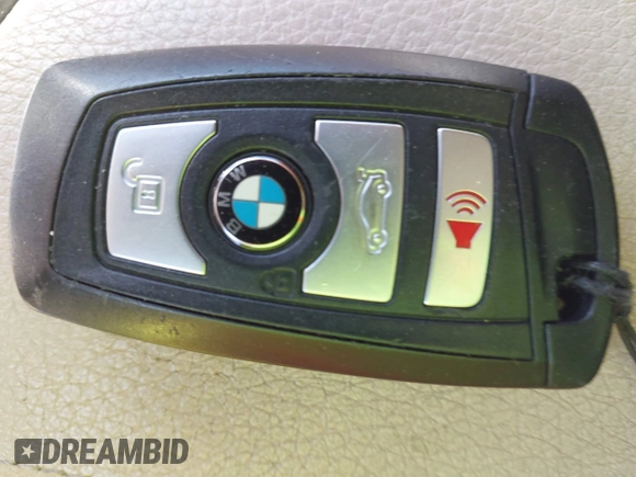 2013 BMW 5 Series 528i xDrive with VIN WBAXH5C5XDDW16893, listed as a IAAI auction lot 42316961 with 173,300 mi miles and . Bid and sale history available at DreamBid. Image 11.