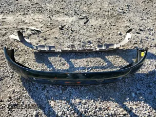 2003 Ford Excursion Limited z VIN 1FMSU43P13EC70760, wystawiony jako Copart lot #86877894 z przebiegiem 311 258 mil mil oraz Szkoda całkowita • Salvage title. Historia ofert i sprzedaży dostępna na DreamBid. Obrazek 13.