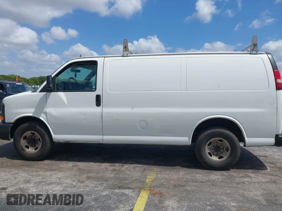 2014 Chevrolet Express Cargo Van with VIN 1GCWGFFA2E1103446, listed as a IAAI auction lot 42177760 with 91,232 mi miles. Bid and sale history available at carsss.com. Image 14.