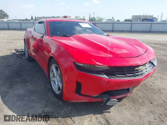 2019 Chevrolet Camaro 1LT with VIN 1G1FB1RX0K0156920, listed as a IAAI auction lot 42034391 with 1 mi miles. Bid and sale history available at carsss.com. Image 1.