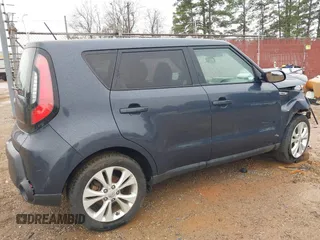 2015 Kia Soul + with VIN KNDJP3A51F7170590, listed as a IAAI auction lot 41272201 with 78,240 mi miles. Bid and sale history available at carsss.com. Image 4.