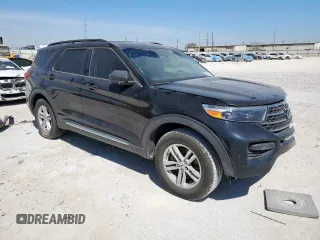 2022 Ford Explorer XLT z VIN 1FMSK7DH3NGA83915, wystawiony jako Copart lot #50222075 z przebiegiem 71 265 mil mil oraz Szkoda całkowita • Salvage title. Historia ofert i sprzedaży dostępna na DreamBid. Obrazek 4.