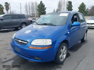 2008 Chevrolet Aveo LS with VIN KL1TD66698B037409, listed as a IAAI auction lot 41466523 with 174,562 mi miles. Bid and sale history available at carsss.com. Image 2.