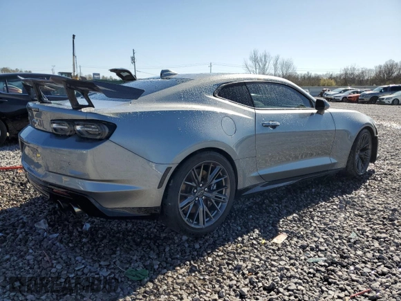 2023 Chevrolet Camaro ZL1 with VIN 1G1FK1R60P0104167, listed as a Copart auction lot 47892525 with 16,795 mi miles and Salvage title. Bid and sale history available at DreamBid. Image 3.