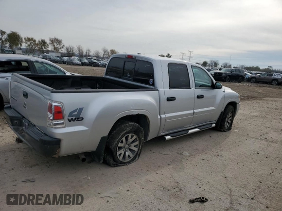 2007 Mitsubishi Raider LS z VIN 1Z7HT28K67S217597, wystawiony jako Copart lot #79767304 z przebiegiem 110 743 mil mil oraz Szkoda całkowita • Salvage title. Historia ofert i sprzedaży dostępna na DreamBid. Obrazek 3.