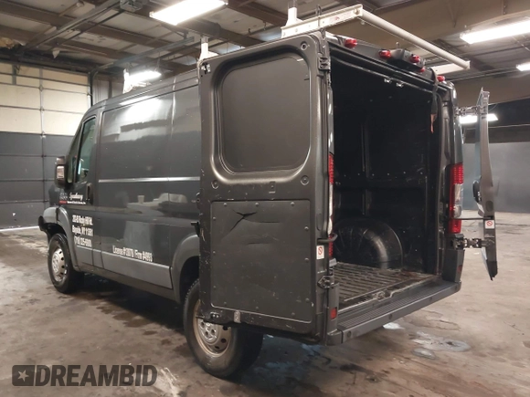 2017 Ram ProMaster Cargo with VIN 3C6TRVNG6HE511003, listed as a IAAI auction lot 41732948 with 97,846 mi miles. Bid and sale history available at carsss.com. Image 3.