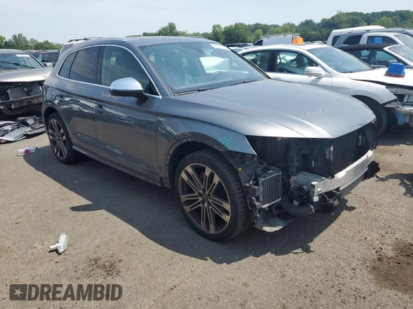 2018 Audi SQ5 Prestige with VIN WA1C4AFY5J2076656, listed as a Copart auction lot 59517204 with 88,109 mi miles and Salvage Title. Bid and sale history available at DreamBid. Image 4.