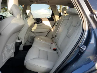 2020 Volvo XC60 Momentum with VIN YV4102DK1L1550069, listed as a Copart auction lot 73851154 with Not provided miles and Non repairable. Bid and sale history available at DreamBid. Image 11.