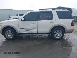 2008 Ford Explorer Eddie Bauer with VIN 1FMEU74E68UA47414, listed as a IAAI auction lot 41913886 with 135,349 mi miles. Bid and sale history available at carsss.com. Image 14.