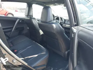 2018 Toyota RAV4 SE with VIN 2T3JFREVXJW817341, listed as a IAAI auction lot 41599972 with 99,739 mi miles. Bid and sale history available at carsss.com. Image 8.