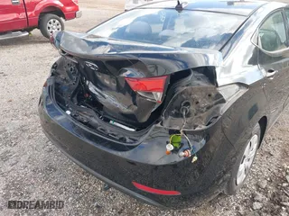 2016 Hyundai Elantra SE with VIN 5NPDH4AE3GH692568, listed as a IAAI auction lot 41110580 with 35,103 mi miles. Bid and sale history available at carsss.com. Image 12.