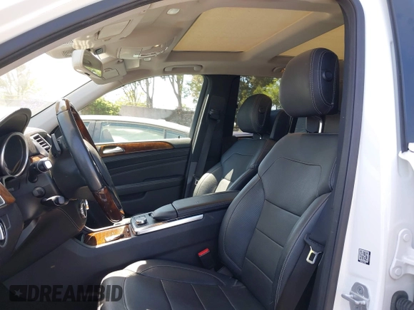 2015 Mercedes-Benz M 400 with VIN 4JGDA5GB6FA540521, listed as a IAAI auction lot 42315812 with 102,931 mi miles and . Bid and sale history available at DreamBid. Image 20.