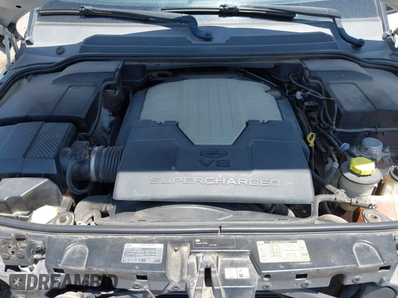 2008 Land Rover Range Rover Sport SC z VIN SALSH23418A181801, wystawiony jako IAAI lot #42595122 z przebiegiem 149 859 mil mil oraz . Historia ofert i sprzedaży dostępna na DreamBid. Obrazek 10.