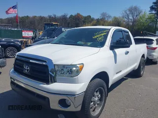 2011 Toyota Tundra 4WD Truck with VIN 5TFUM5F15BX023822, listed as a IAAI auction lot 42125607 with 194,779 mi miles. Bid and sale history available at carsss.com. Image 18.
