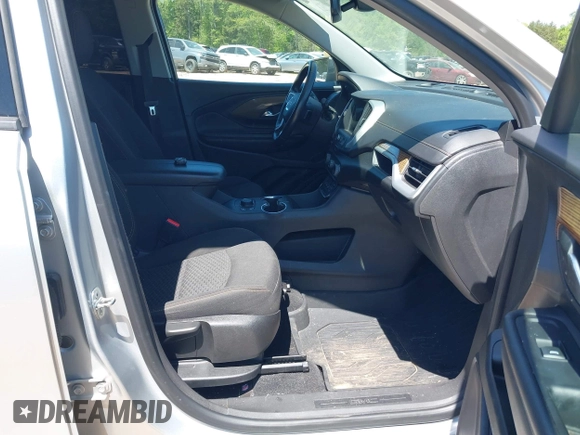 2021 GMC Terrain SLE with VIN 3GKALTEV3ML319035, listed as a IAAI auction lot 42052184 with 95,400 mi miles and . Bid and sale history available at DreamBid. Image 5.