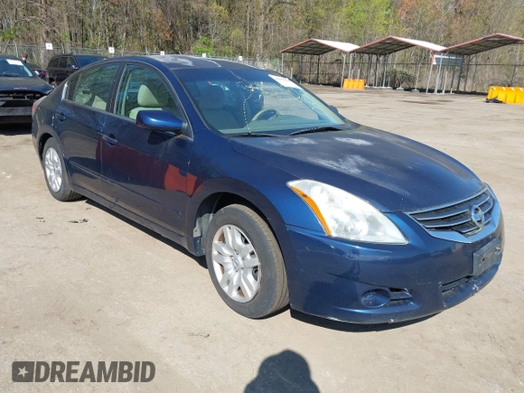 2011 Nissan Altima 2.5 S with VIN 1N4AL2AP4BN449311, listed as a IAAI auction lot 41996031 with 220,332 mi miles. Bid and sale history available at carsss.com. Image 1.