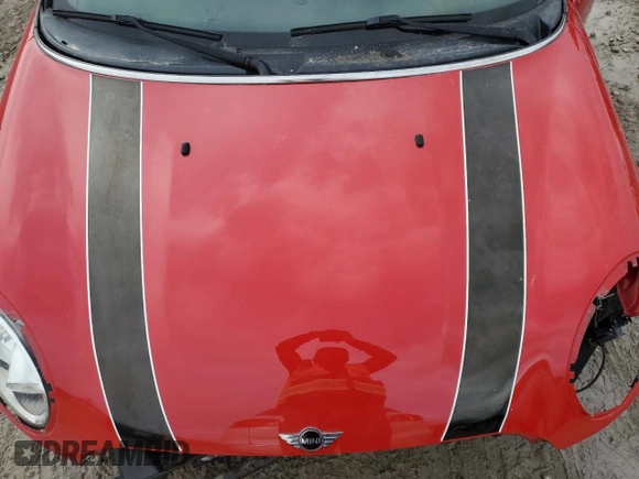2012 MINI Convertible с VIN WMWZN3C56CT135341, выставлен на аукционе Copart как лот 48611575 с пробегом Не указан миль и Списание • Salvage title. История ставок и продаж доступна на DreamBid. Изображение 12.