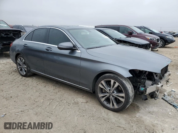 2019 Mercedes-Benz C 300 z VIN 55SWF8DB7KU286872, wystawiony jako Copart lot #44415105 z przebiegiem 109 217 mil mil oraz Szkoda całkowita • Salvage title. Historia ofert i sprzedaży dostępna na DreamBid. Obrazek 4.