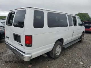 2013 Ford Econoline Passenger XL z VIN 1FBSS3BL2DDB19697, wystawiony jako Copart lot #65953484 z przebiegiem 111 055 mil mil oraz Szkoda całkowita • Salvage title. Historia ofert i sprzedaży dostępna na DreamBid. Obrazek 3.
