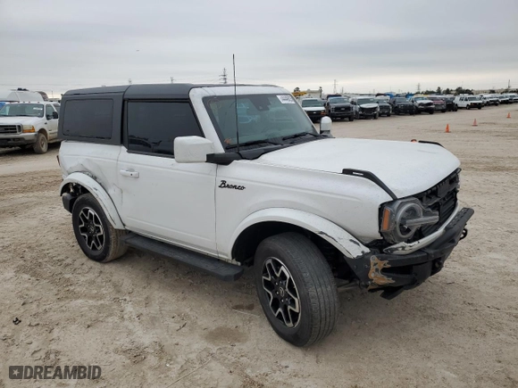 2022 Ford Bronco with VIN 1FMDE5AHXNLB15534, listed as a Copart auction lot 44449825 with 45,726 mi miles and Salvage Title. Bid and sale history available at carsss.com. Image 4.