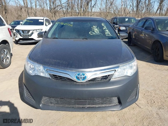 2013 Toyota Camry Hybrid LE with VIN 4T1BD1FK9DU081974, listed as a IAAI auction lot 41767152 with 188,059 mi miles. Bid and sale history available at carsss.com. Image 6.