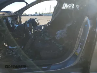 2021 BMW M8 Competition z VIN WBSGV0C03MCG35516, wystawiony jako Copart lot #84032584 z przebiegiem Nie podano mil oraz Nie do naprawy. Historia ofert i sprzedaży dostępna na DreamBid. Obrazek 7.