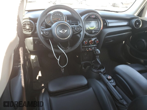 2017 MINI Hardtop 4 Door Cooper S z VIN WMWXU3C53H2D32509, wystawiony jako Copart lot #57886695 z przebiegiem 115 433 mil mil oraz Tytuł czysty. Historia ofert i sprzedaży dostępna na DreamBid. Obrazek 8.