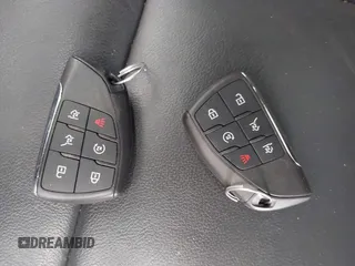 2021 Chevrolet Suburban LT z VIN 1GNSCCKDXMR421833, wystawiony jako IAAI lot #41738389 z przebiegiem 56 757 mil mil oraz . Historia ofert i sprzedaży dostępna na DreamBid. Obrazek 11.