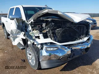 2017 GMC Sierra 1500 SLT z VIN 3GTU2NEC0HG304187, wystawiony jako IAAI lot #41973007 z przebiegiem Nie podano mil oraz . Historia ofert i sprzedaży dostępna na DreamBid. Obrazek 6.
