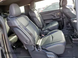 2024 Toyota Sienna LE with VIN 5TDCSKFC6RS122358, listed as a Copart auction lot 50565575 with 39,645 mi miles and Clean Title. Bid and sale history available at carsss.com. Image 11.