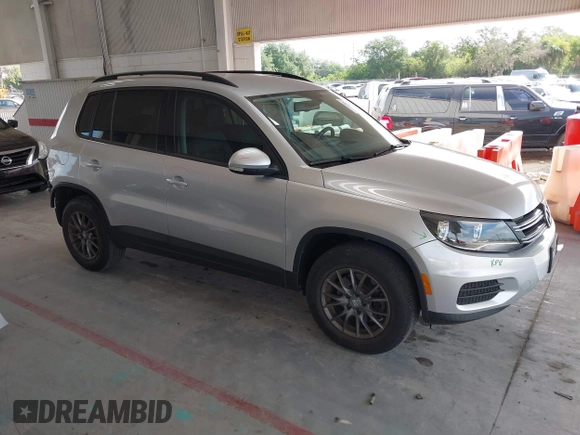 2016 Volkswagen Tiguan S with VIN WVGBV7AX2GW535784, listed as a IAAI auction lot 42130041 with 35,718 mi miles and . Bid and sale history available at DreamBid. Image 1.