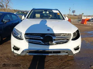 2018 Mercedes-Benz GLC with VIN WDC0G4KB6JV094059, listed as a IAAI auction lot 41759185 with 116,891 mi miles. Bid and sale history available at carsss.com. Image 13.