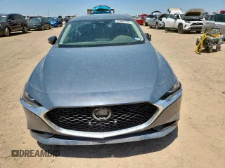 2024 Mazda 3 S Carbon Edition z VIN 3MZBPBCM8RM413340, wystawiony jako Copart lot #61095745 z przebiegiem 21 870 mil mil oraz Szkoda całkowita • Salvage title. Historia ofert i sprzedaży dostępna na DreamBid. Obrazek 5.